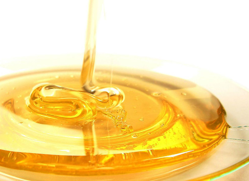 蜂蜜灌裝機(jī)需要注意哪些事項(xiàng)？